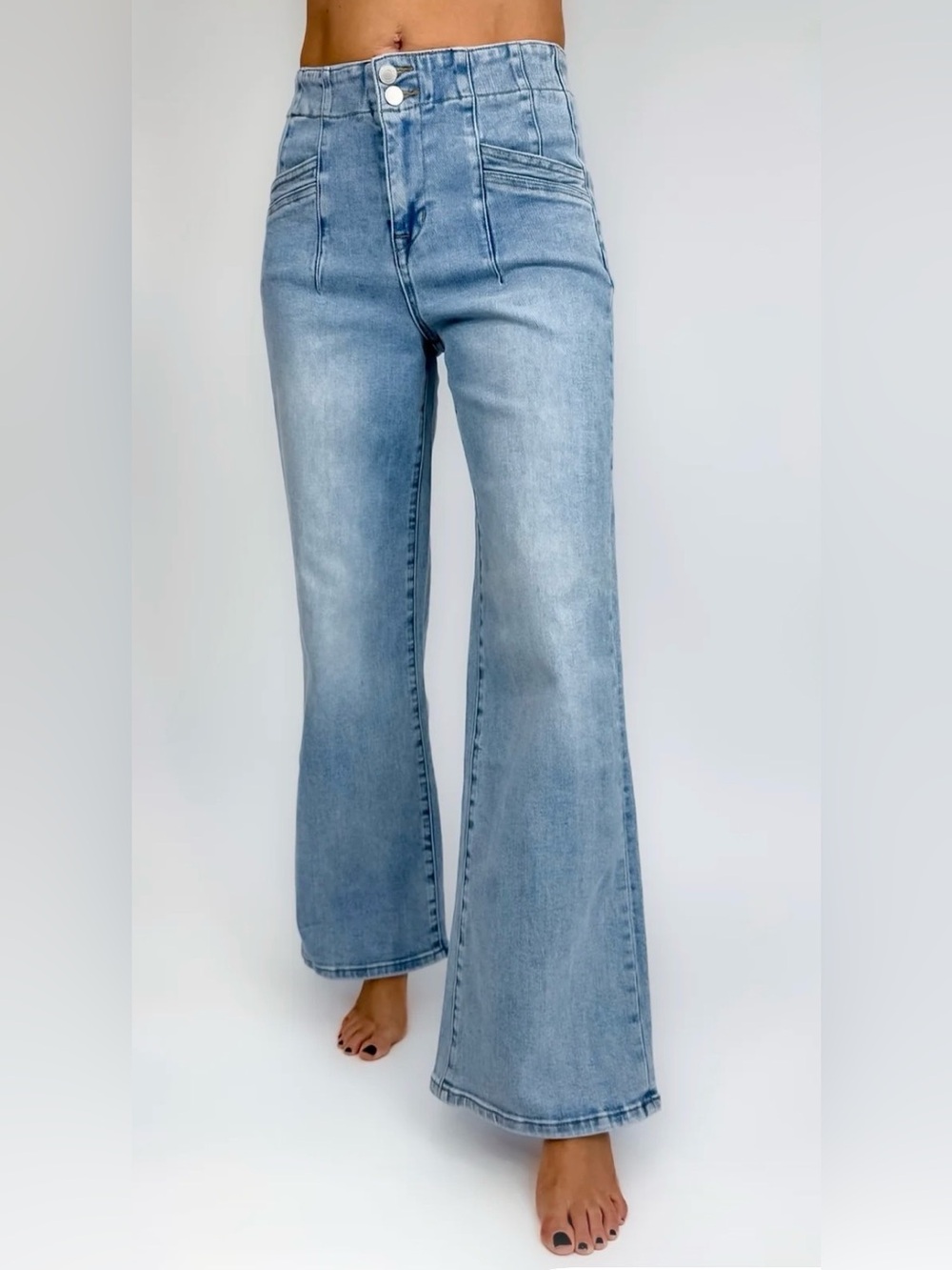 Altar’d State High Rise Wide Leg Light Wash Double Button Stretch Jeans Size 30